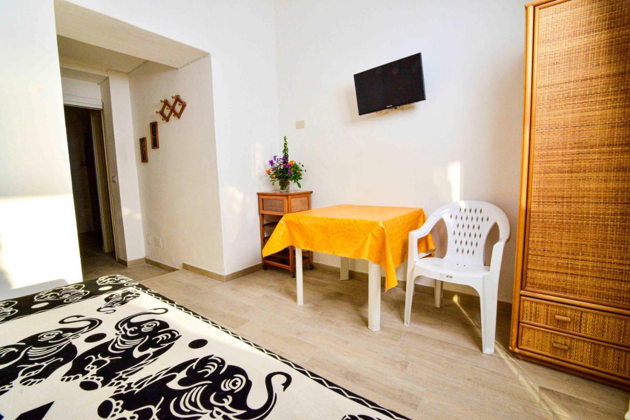 Solemareponza Monolocali La Piana Apartment Exterior photo